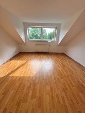 Foto - Wohnung zum Mieten in Duisburg 480,00 € 59.57 m²
