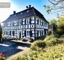 Haus zum Kaufen in Solingen 449.000,00 € 195.02 m²