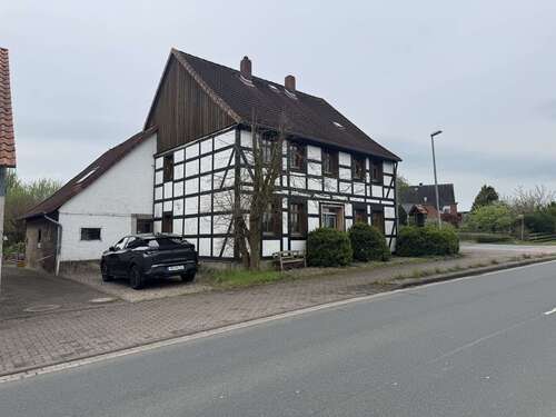 Foto - Wohnung zum Kaufen in Bad Münder 195.000,00 € 300 m²