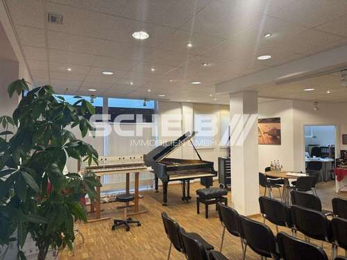 Foto - Büro in Crailsheim 1.745,25 € 183.71 m²