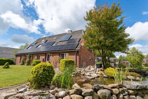 Foto - Haus zum Kaufen in Bargum 410.000,00 € 203 m²
