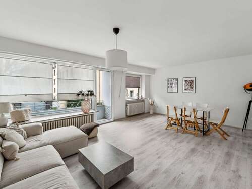 Foto - Haus zum Kaufen in Neuss 875.000,00 € 363.42 m²