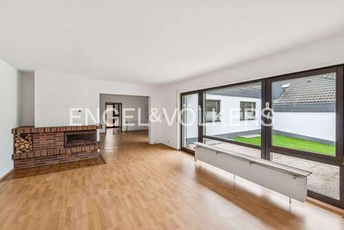 Foto - Haus zum Kaufen in Eschborn 1.036.000,00 € 148 m²