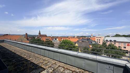 Foto - Wohnung zum Mieten in Neumarkt 2.300,00 € 181 m²