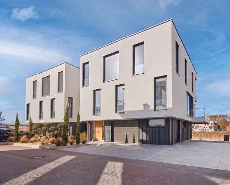 Foto - Haus zum Kaufen in Ludwigshafen 1.950.000,00 € 282 m²