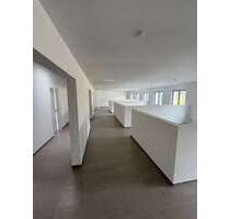 Büro in Berlin 2.209,60 € 180 m²
