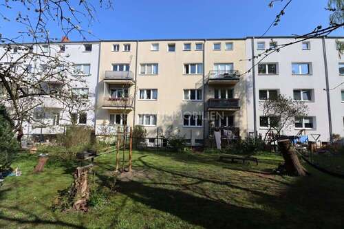 Foto - Haus zum Kaufen in Rostock Hansaviertel 1.590.000,00 € 618 m²