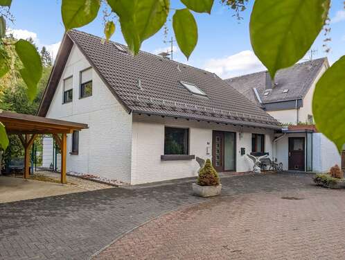 Foto - Haus zum Kaufen in Bad Laasphe 236.000,00 € 149.42 m²