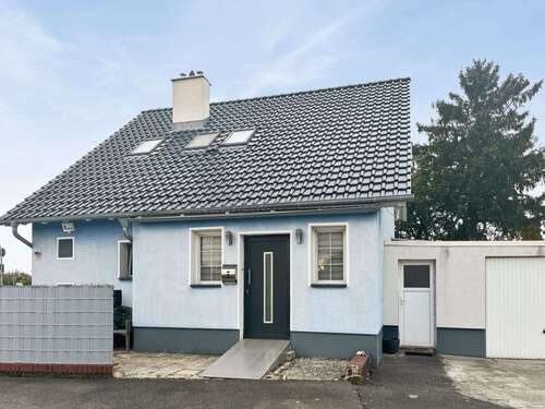 Foto - Haus zum Kaufen in Düren 249.000,00 € 119 m²