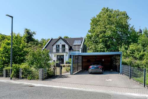 Foto - Haus zum Kaufen in Weilrod 599.000,00 € 147 m²