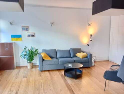 Foto - Büro in Hamburg 350,00 € 4 m² - 350,00&nbsp;EUR Kaltmiete, ca.&nbsp; 4,00&nbsp;m&sup2;