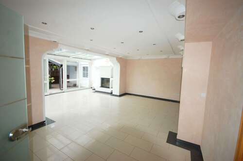 Foto - Haus zum Kaufen in Volkse 465.000,00 € 480 m²
