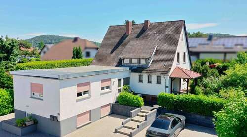 Foto - Haus zum Kaufen in Hasselroth Niedermittlau 675.000,00 € 255 m²