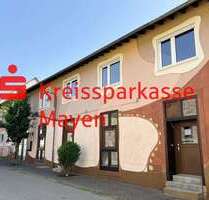 Haus zum Mieten in Pillig 5.200,00 € 656.77 m²