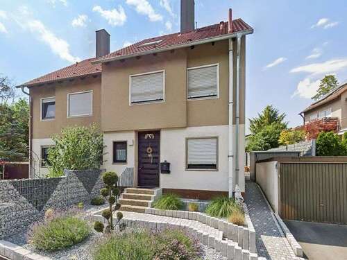 Foto - Haus zum Kaufen in Neunkirchen am Sand 465.000,00 € 133 m²