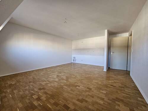 Foto - Wohnung zum Mieten in Zwickau 312,00 € 52.12 m²