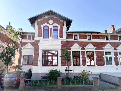 Foto - Haus zum Kaufen in Schwerin 749.000,00 € 230 m²