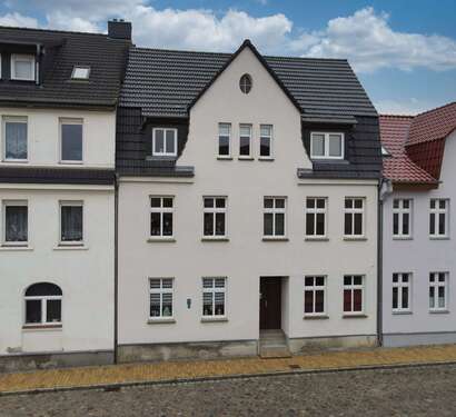 Foto - Haus zum Kaufen in Neustrelitz 780.000,00 € 454 m²
