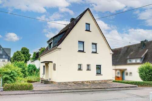 Foto - Haus zum Kaufen in Hachenburg 245.000,00 € 104 m²