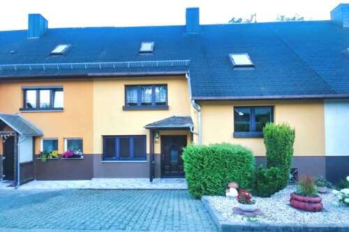 Foto - Haus zum Kaufen in Weischlitz 179.500,00 € 130 m²