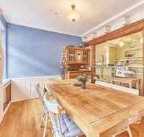 Haus zum Kaufen in Neustadt an der Weinstraße 549.000,00 € 217 m²