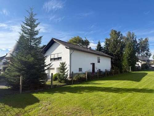Foto - Haus zum Mieten in Waldbrunn-Lahr 800,00 € 110 m²