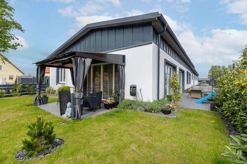 Foto - Haus zum Kaufen in Nadrensee 550.000,00 € 150 m²