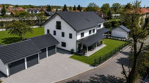 Foto - Haus zum Mieten in Ampfing 1.990,00 € 154 m²