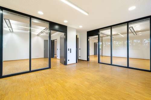 Foto - Büro in Plieningen 5.170,00 € 383 m²