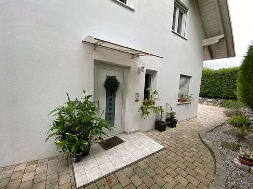 Foto - Haus zum Mieten in Adlkofen 1.700,00 € 170 m²