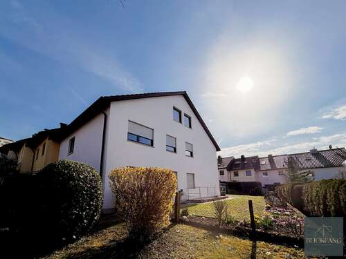 Foto - Haus zum Kaufen in Ludwigsburg-Neckarweihingen 669.000,00 € 210 m²