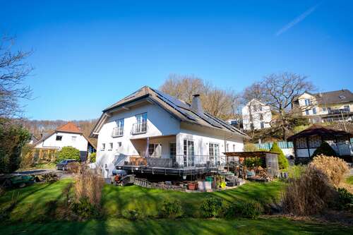 Foto - Haus zum Kaufen in Overath 799.000,00 € 240 m²