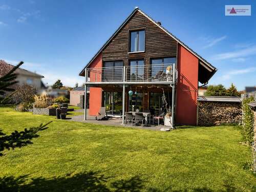 Foto - Haus zum Kaufen in Naunhof 790.000,00 € 204 m²