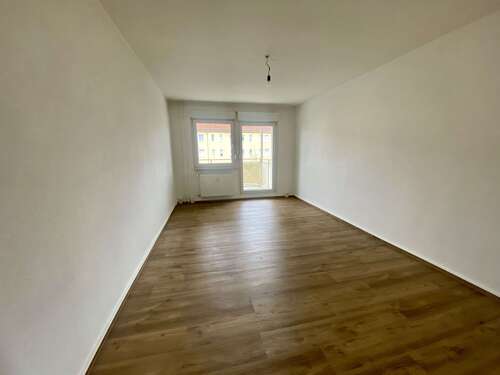 Foto - Wohnung zum Mieten in Schwarzheide 405,28 € 63.35 m²