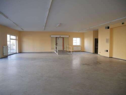 Foto - Einzelhandel in Bischofswerda 999,00 € 216.92 m²