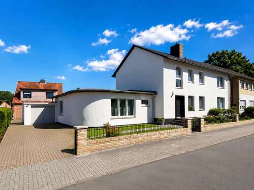 Foto - Haus zum Kaufen in Uelzen 398.000,00 € 182.4 m²