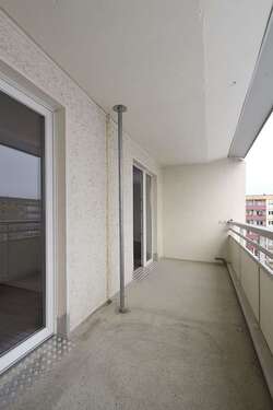 Foto - Wohnung zum Mieten in Halle (Saale) 499,22 € 62.48 m²