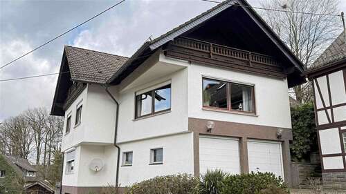Foto - Haus zum Kaufen in Reichshof 299.000,00 € 153 m²
