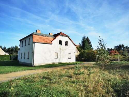 Foto - Haus zum Kaufen in Bernsdorf 108.000,00 € 201 m²