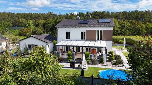 Foto - Haus zum Kaufen in Maxhütte-Haidhof 695.000,00 € 186 m²