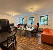 Büro in Leipzig 690,00 € 30 m² - 690,00 EUR Kaltmiete, ca.  30,00 m² in Leipzig (PLZ: 04229)