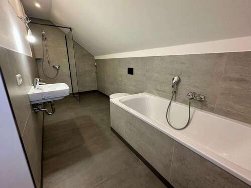 Foto - Wohnung zum Mieten in Lichtenstein OT Rödlitz 350,00 € 48 m²