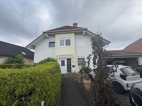 Foto - Haus zum Kaufen in Horhausen 548.000,00 € 235 m²