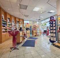 Einzelhandel in Hofheim 2.200,00 € 125 m²