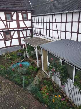 Foto - Haus zum Kaufen in Rodheim v.d.H. 405.000,00 € 315 m²