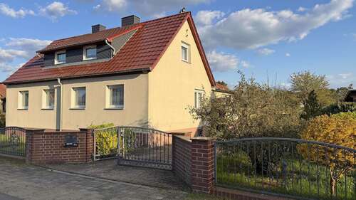Foto - Haus zum Kaufen in Forst 75.000,00 € 70.18 m²