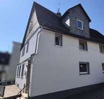 Haus zum Kaufen in Löhnberg 139.000,00 € 125 m²