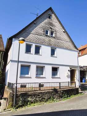 Foto - Haus zum Kaufen in Löhnberg 139.000,00 € 125 m²