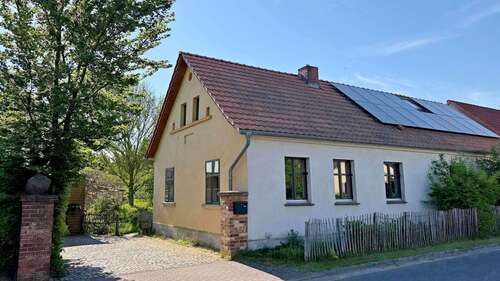 Foto - Haus zum Kaufen in Wiesengrund 329.000,00 € 154.7 m²