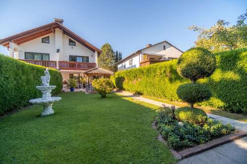 Foto - Haus zum Kaufen in München 500.000,00 € 158 m²